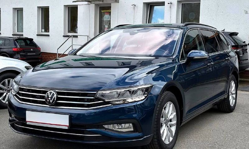 Volkswagen Passat Variant 2.320.000₽ Ипорт Автохаб